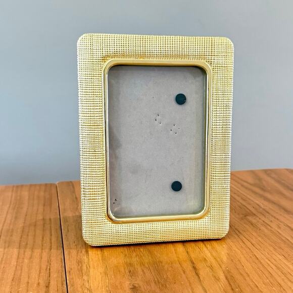 Brass Picture Frame Etched Rounded Rectangle 4.75” x 6.25” - Picture 1 of 6